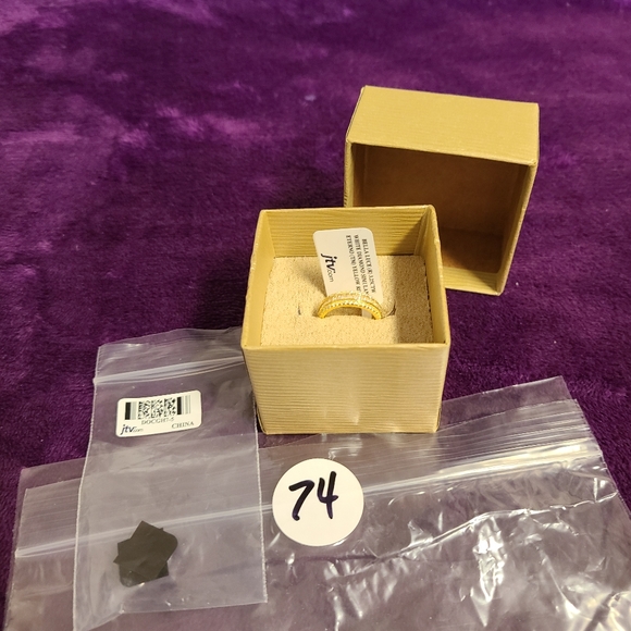 Bella Luce ® 3.25CTW White Diamond Simulant Eterno Yellow Ring - Size 5 - Picture 6 of 7